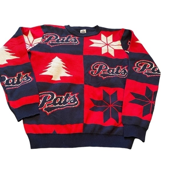 Regina Pats Pullover Crew Neck Christmas Sweater - Size XS - Picture 3 of 9